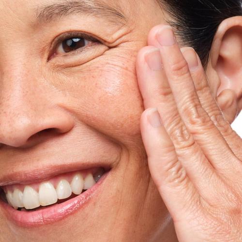 Signs of aging skincare concern